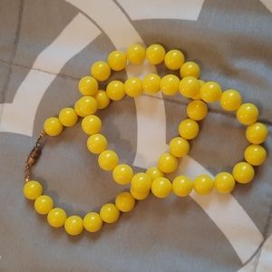 Vintage, Yellow Beaded Necklace